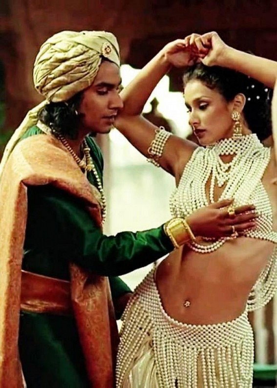 Sex in Indian Literature And Why it is 'The Need of the Hour' Sex in Indian Literature And Why it is 'The Need of the Hour'