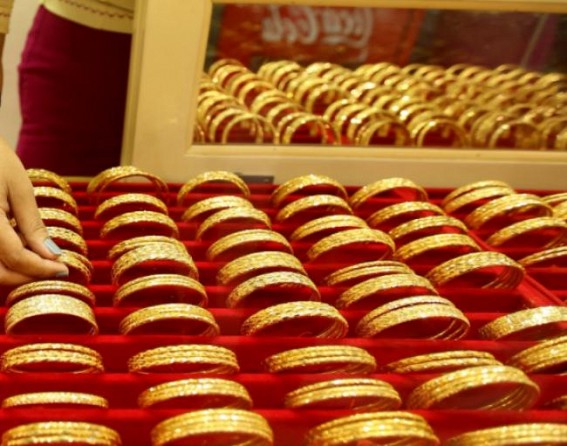 Duty cut, jewellery demand boosts gold imports: GJEPC