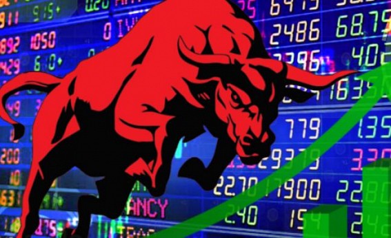 Monsoon, macro-data lift indices to new closing high, realty stocks rise