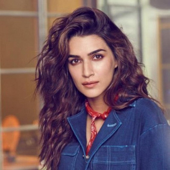 Kriti Sanon will always be 'Daddy's little girl'
