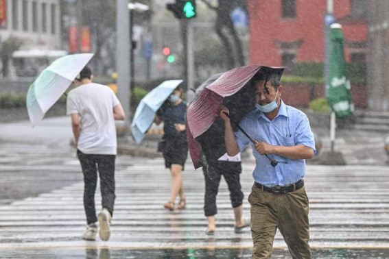 Typhoon In-Fa makes landfall in China Typhoon In-Fa makes landfall in China