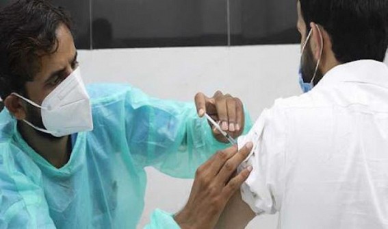 Pakistan reports 4,856 new Covid cases