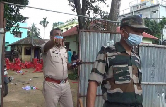 Professional Goons : Helmet and Mask wearing 60-70 BJP’s bike gang goons attacked on TMC programme, elderly person severely injured Professional Goons : Helmet and Mask wearing 60-70 BJP’s bike gang goons attacked on TMC programme, elderly person severely injured