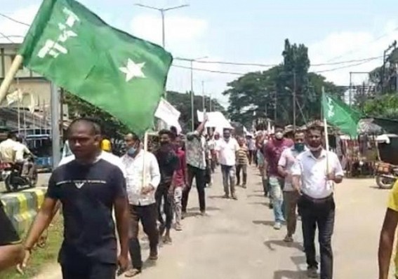 Raising slogan ‘Where is my Job?’ leftist organisation staged Protest in Kailasahar Raising slogan ‘Where is my Job?’ leftist organisation staged Protest in Kailasahar