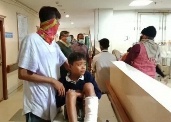 10 year old boy was shot by himself while playing with his uncle’s gun 10 year old boy was shot by himself while playing with his uncle’s gun