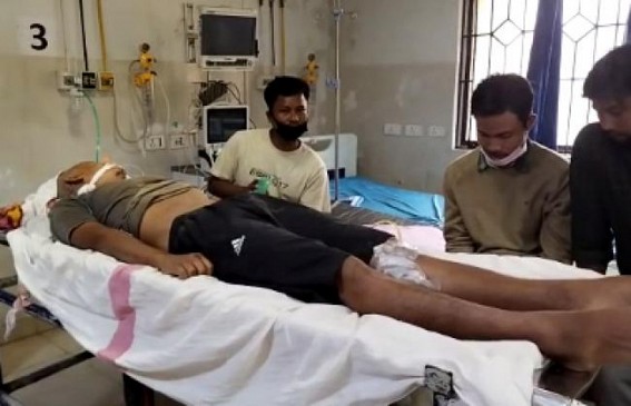 24 Years Old Youth found in Bloody State in Ranir Bazar, admitted to GB 24 Years Old Youth found in Bloody State in Ranir Bazar, admitted to GB