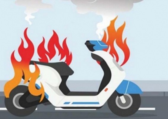 Another Pure EV e-scooter catches fire, this time in Gujarat Another Pure EV e-scooter catches fire, this time in Gujarat