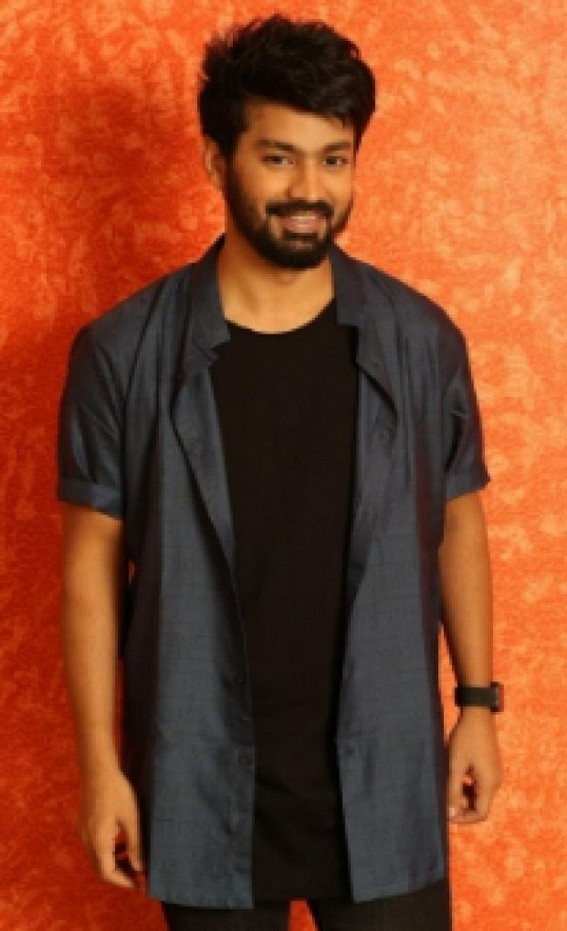 Mahat Raghavendra discloses why he chose his Hindi debut with 'Double XL' Mahat Raghavendra discloses why he chose his Hindi debut with 'Double XL'