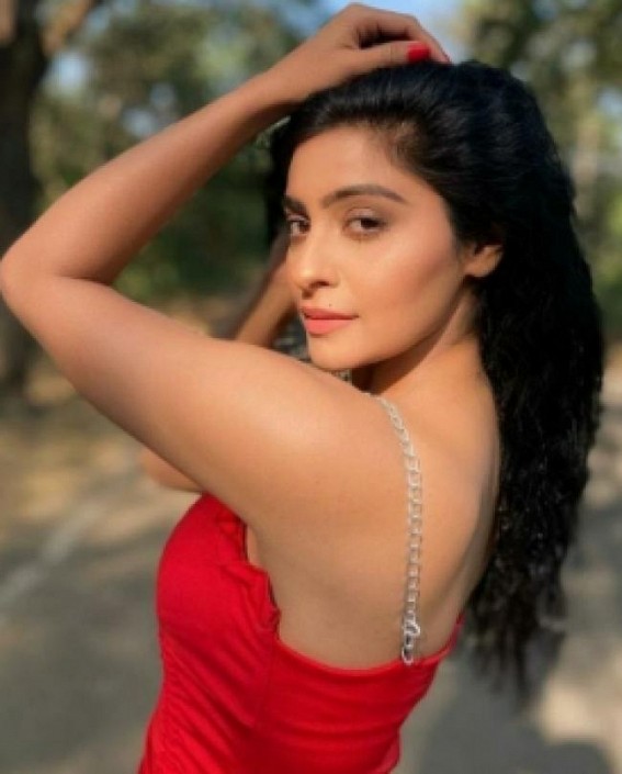 Yukti Kapoor of 'Maddam Sir' starts her day with glass of methi water