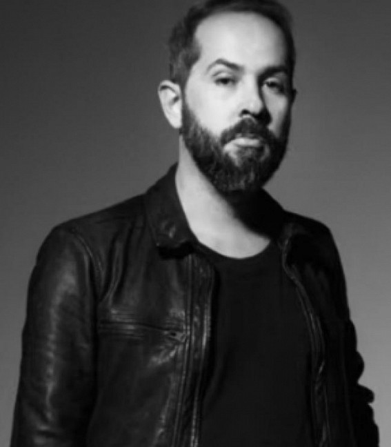 Greg Gonzalez of Cigarettes After Sex reveals his favourite part while performing live Greg Gonzalez of Cigarettes After Sex reveals his favourite part while performing live