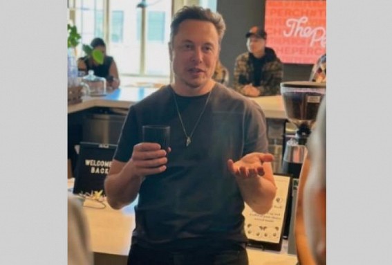 Elon Musk spends long day at Twitter HQ, fixes 2 key problems Elon Musk spends long day at Twitter HQ, fixes 2 key problems