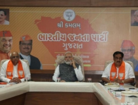 PM Modi meets Gujarat BJP leaders over dinner