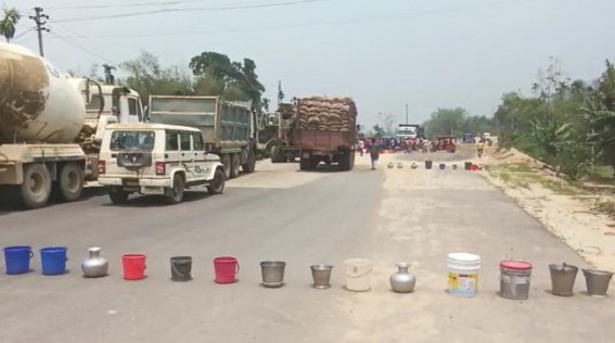 Locals Blocked Road Protesting massive Water Crisis in Kumarghat