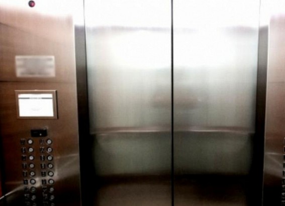 13 have miraculous escape as Mumbai building lift plunges 13 have miraculous escape as Mumbai building lift plunges