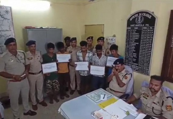 East Agartala Police arrested 5 thieves in connection to two theft cases : 1 Absconding, Scooty, Gold Jewellery Recovered East Agartala Police arrested 5 thieves in connection to two theft cases : 1 Absconding, Scooty, Gold Jewellery Recovered
