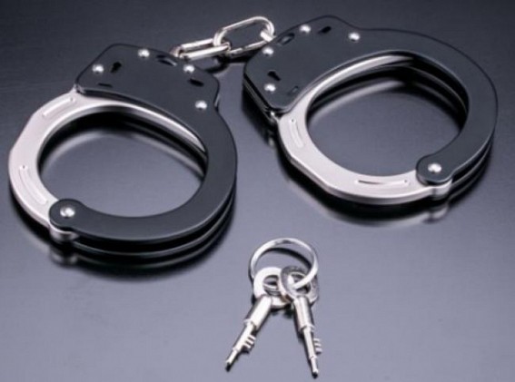 Two Bangladeshi citizens held with gold worth Rs 1.23 cr at Bangaon in Bengal