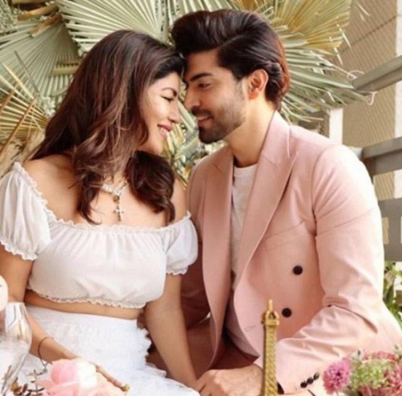 Gurmeet, Debina enjoy ‘surreal feeling’ in the city of joy