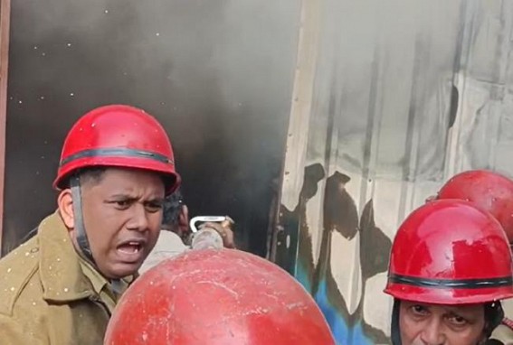 Fire Triggers tension in Radhanagar Petrol Pump area
