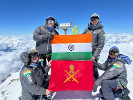 2 Indian military teams plant tri-colour on Mt. Elbrus in multinational military 'Climb for Peace' event