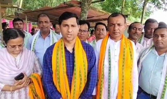 Minister Sudhangshu Das Visits Progressive Fish Farmer Sujit Das's Fish Farm