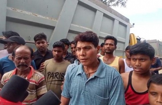 Residents Block Road in Khowai's Laltila Area Over Poor Road Conditions