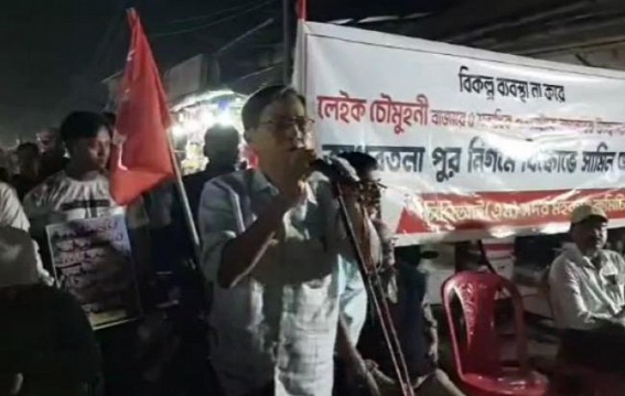 CPI-M’s massive protest against Lake Chowmuhani shops’ eviction, affecting over five hundred people
