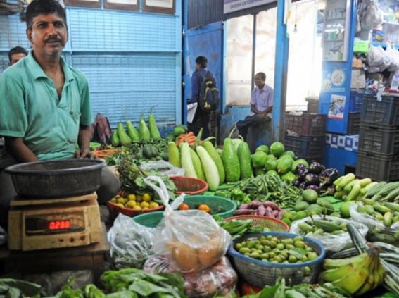 Inflation likely to stay below 4 pc for next 2 quarters: Report