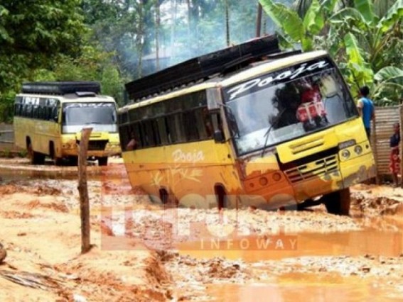 Hundreds of vehicles stranded in NH 44 but Tripura Transport Minister's slumber continues Hundreds of vehicles stranded in NH 44 but Tripura Transport Minister's slumber continues