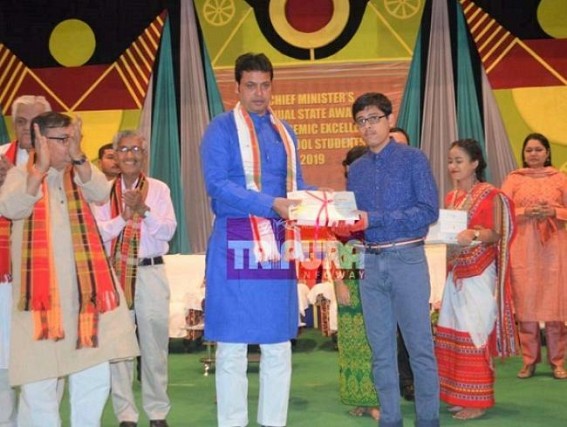 Tripura CM asks Education Dept to adopt ‘Bania’ mentality to link Education with Commercialization, cites example, ‘Devi Durga also brings ‘Laxmi’ along with ‘Saraswati’ Tripura CM asks Education Dept to adopt ‘Bania’ mentality to link Education with Commercialization, cites example, ‘Devi Durga also brings ‘Laxmi’ along with ‘Saraswati’