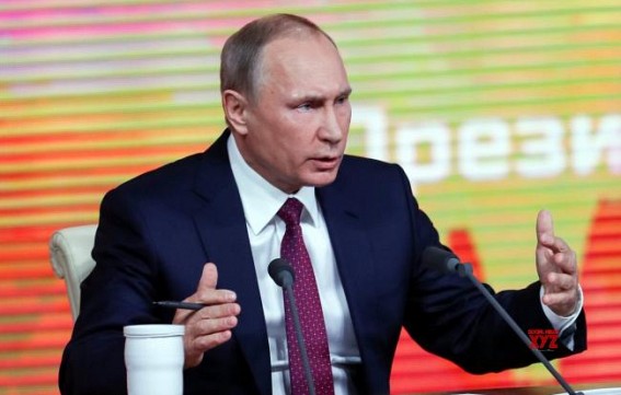 Putin extends national paid leave to May 11 Putin extends national paid leave to May 11