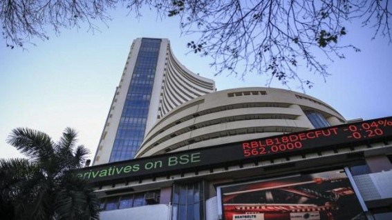 Banking, blue chip buy-ins lift equity markets Banking, blue chip buy-ins lift equity markets