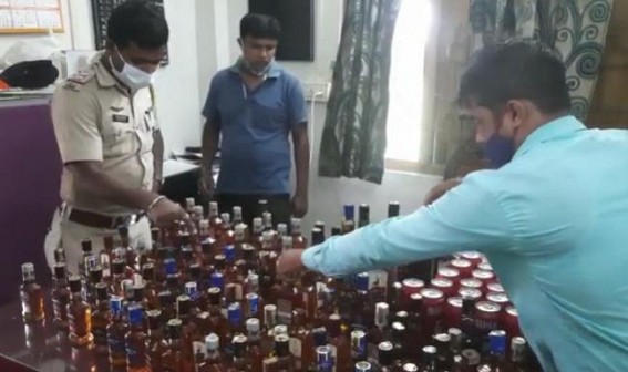 Huge quantity of Liquors Seized from a house by Ramnagar Outpost Huge quantity of Liquors Seized from a house by Ramnagar Outpost
