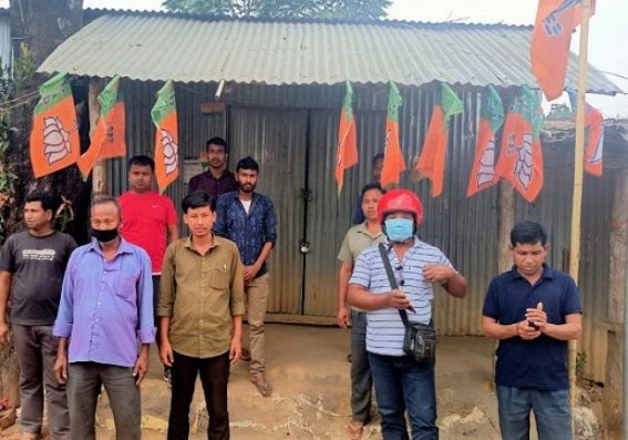 BJP protested against Party's decision of alliance with IPFT in Tripura for ADC Poll BJP protested against Party's decision of alliance with IPFT in Tripura for ADC Poll