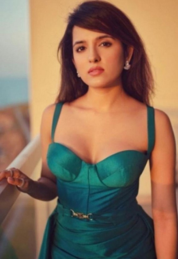 Shirley Setia's debut track 'Kaho Na' mixes acoustic pop, Afro pop, ambient synths Shirley Setia's debut track 'Kaho Na' mixes acoustic pop, Afro pop, ambient synths