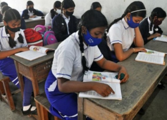 UP Board syllabus includes chapter of Savarkar UP Board syllabus includes chapter of Savarkar