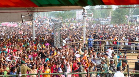 Jharkhand polls: Issues of 'Roti, Beti, Maati' & tribal identity dominated campaign rhetoric Jharkhand polls: Issues of 'Roti, Beti, Maati' & tribal identity dominated campaign rhetoric