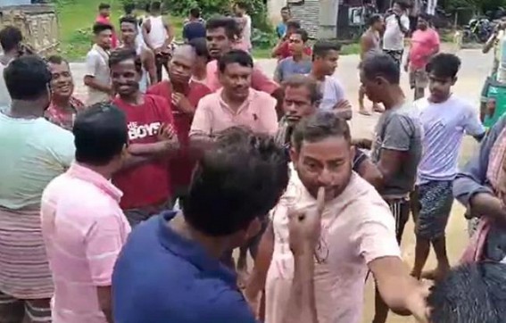 Workers not receiving sand at proper rate ; protest held Workers not receiving sand at proper rate ; protest held